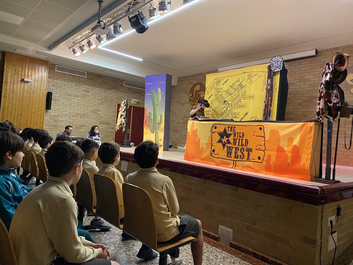 #ForumTheatre fun with their Wild Wild West play <a href="/C_Mas_Camarena/">Complejo Educativo Mas Camarena</a>