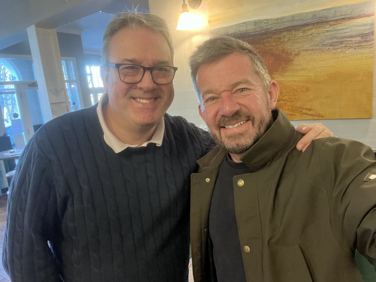 Great breakfast catch up with @IanPayneITV in #Hexham #BeaumontHotel Would you believe we started working together 31 yrs ago and neither of us have changed a bit! 😁