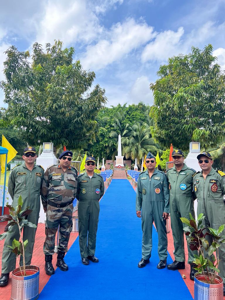 AN_Command's tweet image. The team visited ANC's all three Component HQs (Army, Navy &amp;amp; Air Force) &amp;amp; allied/ outlying units wherein glimpses of joint operations was provided. 
#HACC47 #ANCVisit
#ANCExperience
#ANC