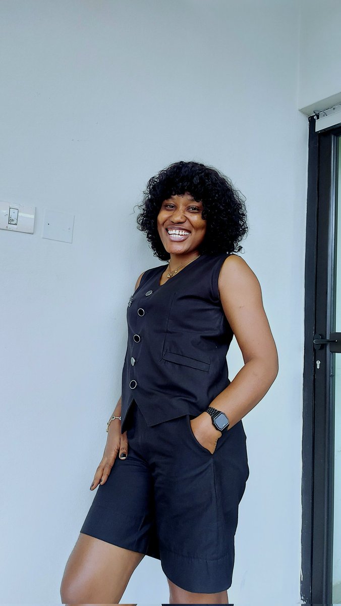 Efe Anita Kotor tweet media