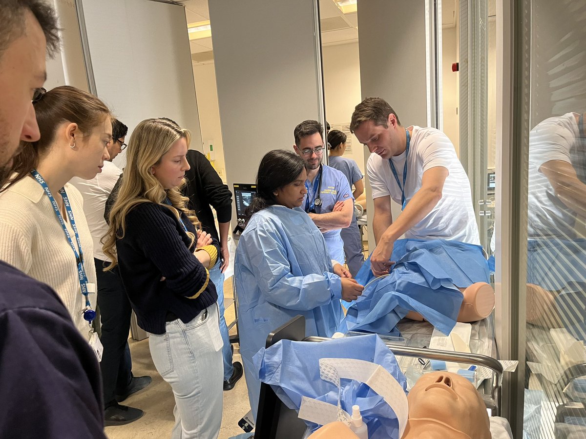 Procedures day is go! Consultant led for Doctors of all grades in EM & ICM. Pericardial drain Ascitic tap LP cardiovert/pace Chest drain POCUS FIB FONA Bronch POP Traches RSI CVC & more @Imperial_EM @ImperialPeople @NHSImprovement @ICS_updates @RCEMLearning @imperialcollege