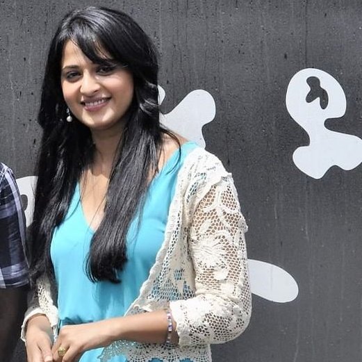 Sweety_ShettyFc's tweet photo. Venella from Mirchi😍❤️🤗

#AnushkaShetty @MsAnushkaShetty https://t.co/MfygDdxKNC