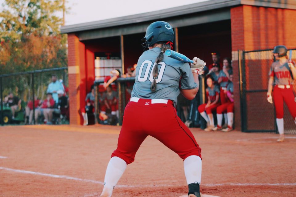 POCCPA's tweet image. Nominated for Piedmont Orthopedics Softball POY: KENDALL WELLS, North Oconee HS, Catcher. 592 avg, .773 obp, 24 hr (tied state record), 65 rbi, 21 sb. AAAA State POY, 1st team all state. Committed to Oklahoma. 
#poprepawards