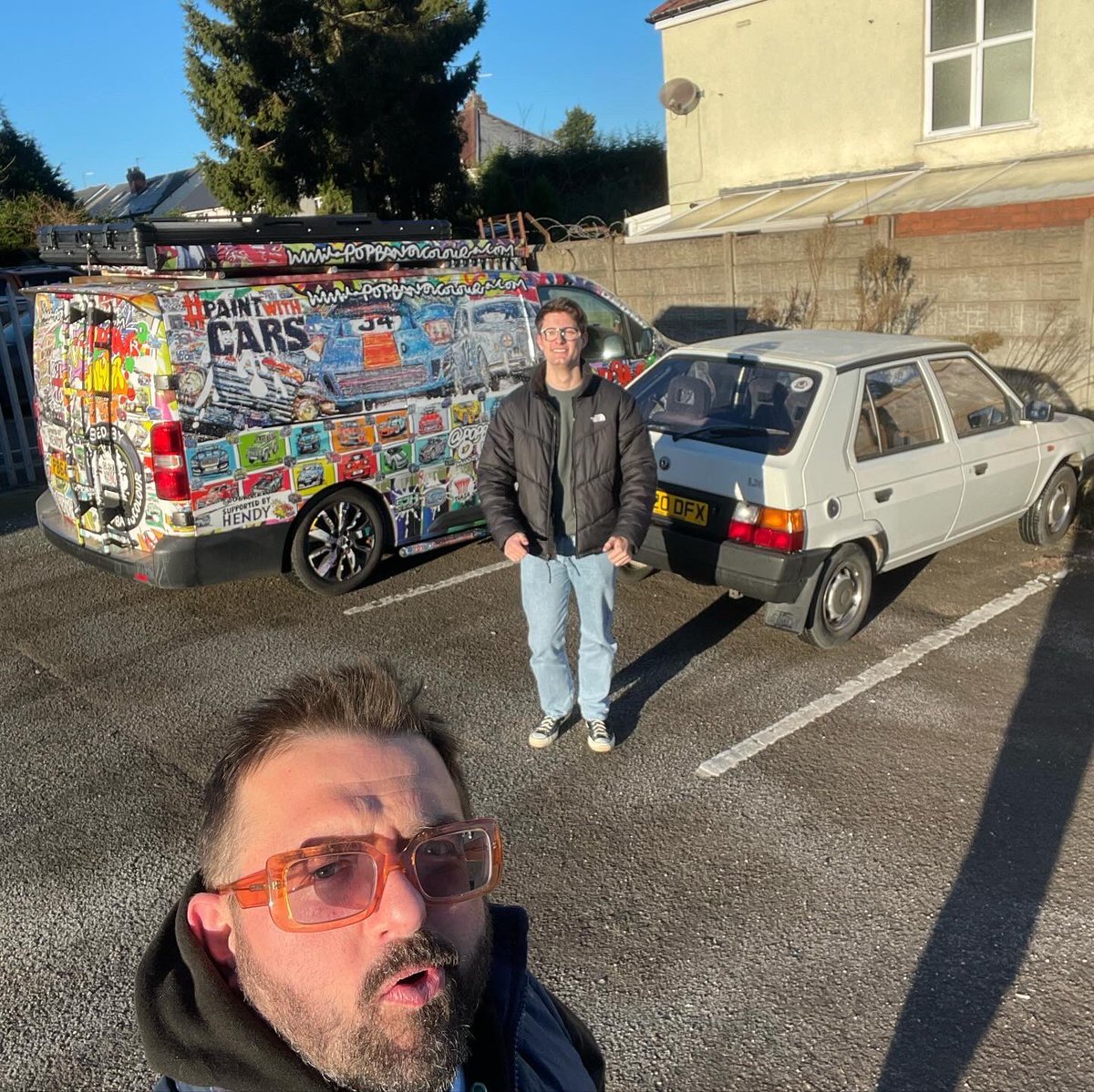 Popbangcolour's tweet photo. This morning I’ve driven over to the new paddock_life &amp;  Paddock Speedshop location somewhere in north Birmingham on the border of the Black Country. 

@ConnorJHeath followed me in the #czechonatrek Favourit - today he has found out his Speedo reads wrong. 

#PaddockSpeedshop https://t.co/H6Sy4ovJsM