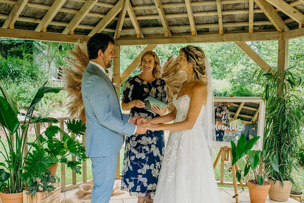 Whimsical Wonderland (@w_w_weddingblog) on Twitter photo AD If you love animals and aren't quite sure how to include them in your wedding day. How about a zoo wedding venue? That's where <a href="/DartmoorZoo/">Dartmoor Zoo</a> in Devon comes in... whimsicalwonderlandweddings.com/zoo-wedding-ve…
#zoowedding #weddingvenue #weddingideas AD If you love animals and aren't quite sure how to include them in your wedding day. How about a zoo wedding venue? That's where <a href="/DartmoorZoo/">Dartmoor Zoo</a> in Devon comes in... whimsicalwonderlandweddings.com/zoo-wedding-ve…
#zoowedding #weddingvenue #weddingideas