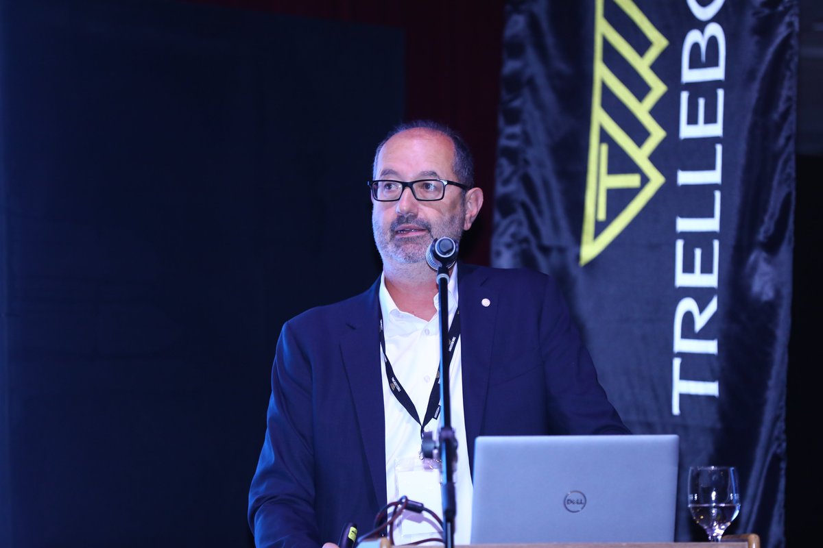mrg_ntua's tweet photo. On Dec 12&amp;13 our @niven_gr participated to the Port Management and Navigation Seminar onboard the QUEEN ELIZABETH in DUBAI. Thank you @TrelleborgMI   for the invitation and the well organized event! https://t.co/6FURQIAJll