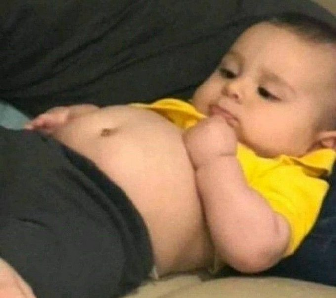 5 mekikten sonra bir şey değişip değişmediğini görmek için karnıma bakıyorumdur