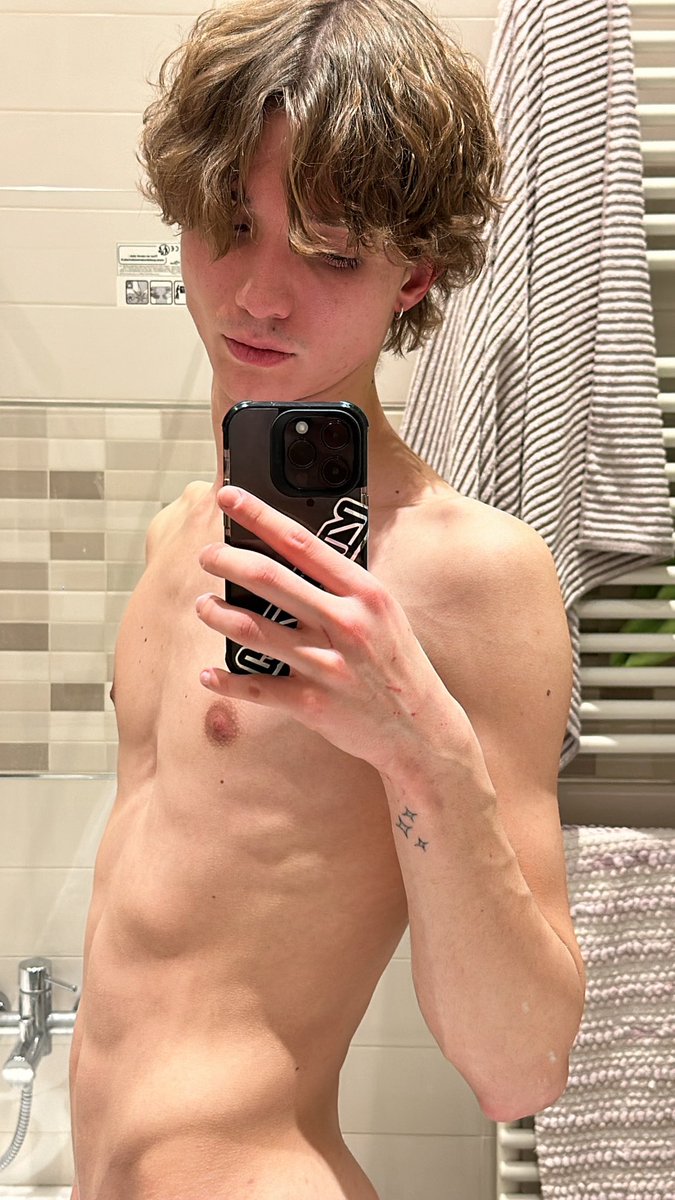 thimofei tweet media