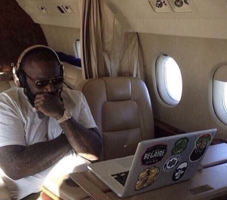 indiehackers on vacation after closing their first 2 figure deal