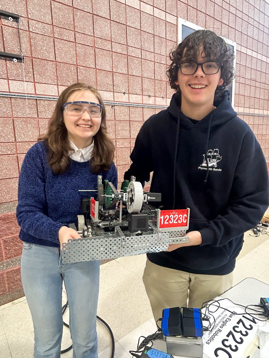 PlymouthSch's tweet photo. 🤖 Congrats to the @PlymouthNorthHS Eagles Robotics Teams @PN_Engineering for winning the Design Award, Excellence Award &amp; Tournament Champs at the @VEXRobotics competition in Mashpee! 🏆 Best of luck at Regionals in February! Read more: https://t.co/G6hSKUpc6Y https://t.co/7Dwb3557pe