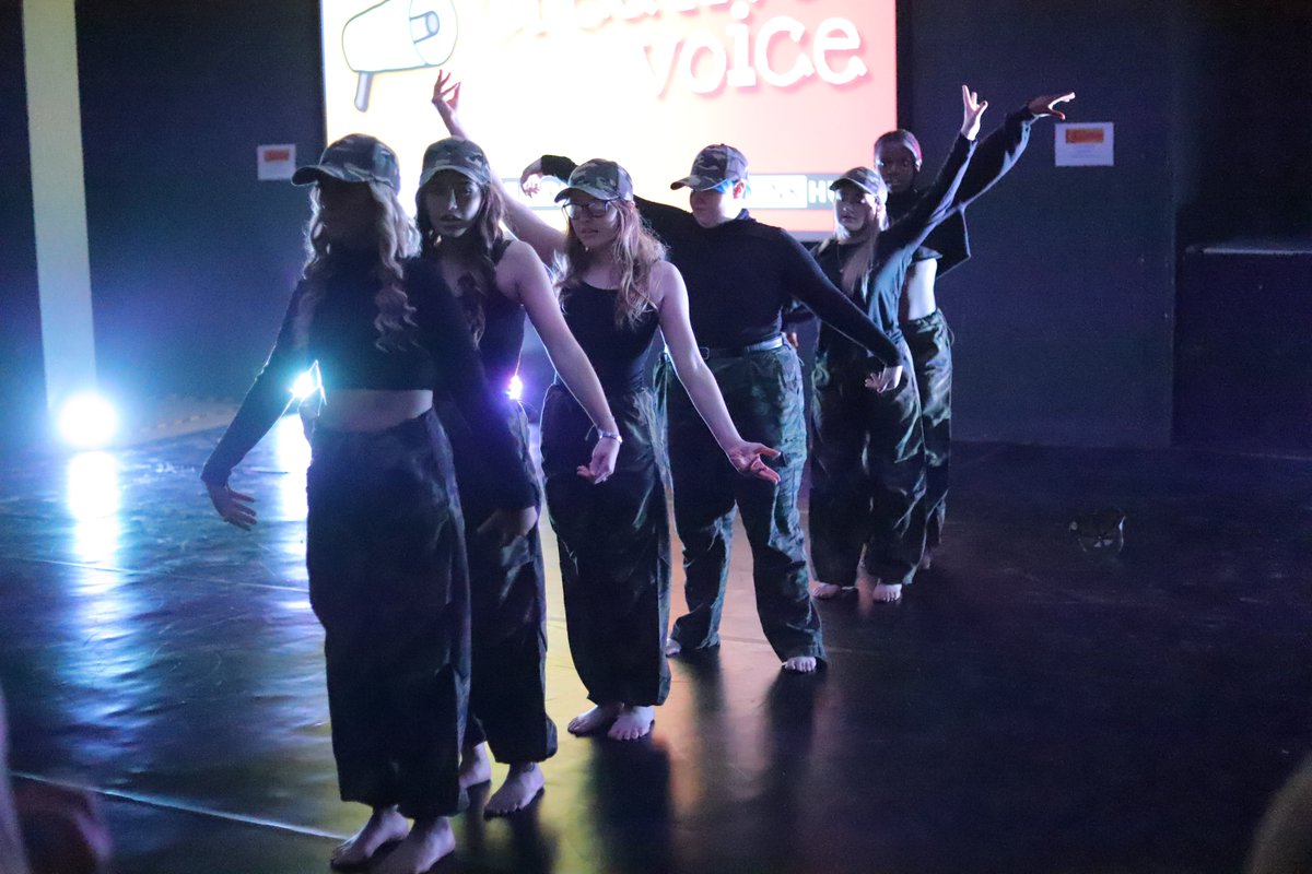 @FRCArts Seniors will be performing FRCA Army at Creative Voice Dance. This piece explores the kind of choreography that exists in music videos, with backing dancers at concerts and in social media dance reels. @hulldance #MoveTogether #EmergingTalent