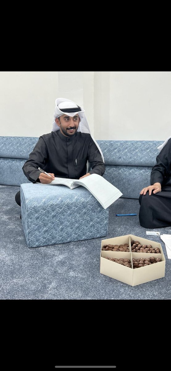 ﴿ وَمِنْ آيَاتِهِ أَنْ خَلَقَ لَكُم مِّنْ أَنفُسِكُمْ أَزْوَاجًا ﴾ 

الحمدالله الذي بنعمته تتم الصالحات 
تم بحمد الله وفضله "عقد قراني"
سائلاً المولىٰ عز وجل لي ولكم التوفيق 
والبركة لما يُحبه ويرضاه
اخوكم/ سعود سعود تركي الشمري