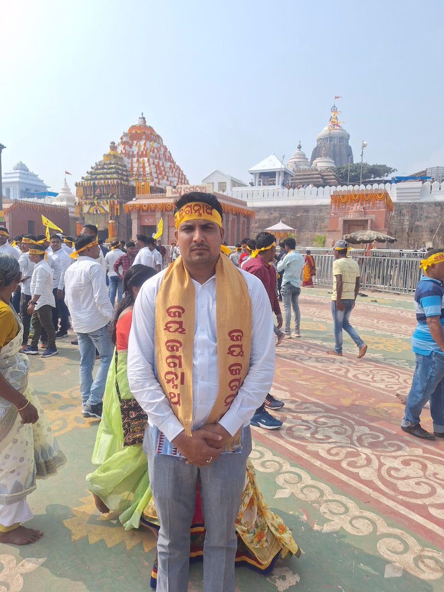 bhabaniiiii's tweet photo. ପରିକ୍ରମା ପ୍ରକଳ୍ପ ପଦଯାତ୍ରା, ପୁରୀ।
ଜୟ ଜଗନ୍ନାଥ 🙏 https://t.co/psyYHhu7py
