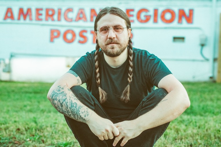 RockBluesMuse's tweet image. Sam Morrow Shares New Single ‘By Your Side’ off his forthcoming album 'On The Ride Here' out March 22nd. Blend of blues-infused, country funk-driven guitar-centric American rock that has become his trademark. Listen up!
rockandbluesmuse.com/2024/01/18/sam… #sammorrow