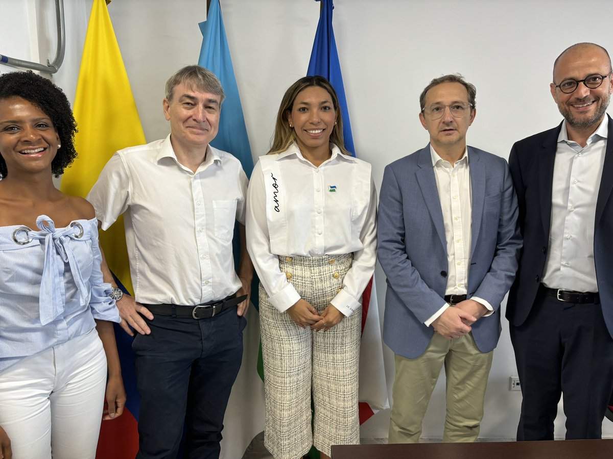 Hacer de Cali una ciudad bilingüe es uno de nuestros principales propósitos de gobierno.

Hemos sostenido una reunión con representantes de la Embajada Francesa para fortalecer alianzas estratégicas que permitan llevar el idioma francés a diferentes Instituciones Educativas…