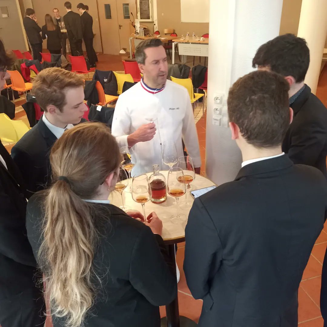 Delalain Benoît (@benoitdelalain) on Twitter photo Organisation soirée Champagne
Bravo aux étudiants de BTS pour leur professionnalisme. Un grand merci à nos partenaires énigmatiques <a href="/philippe_mille/">philippe mille</a> @martinjean08 <a href="/AcReims/">Académie de Reims</a> <a href="/aitrene1/">Ait Braham</a> <a href="/DenisCourtiade1/">Denis Courtiade</a> <a href="/EricEvrard08/">Eric Evrard</a> <a href="/FSommier/">Fabrice Sommier MOF</a> <a href="/HGouvenaux/">Gouvenaux</a> <a href="/MarcGueniot/">Marc GUÉNIOT</a> <a href="/regiongrandest/">Région Grand Est</a> <a href="/lyceebazeilles/">lycee bazeilles</a> Organisation soirée Champagne
Bravo aux étudiants de BTS pour leur professionnalisme. Un grand merci à nos partenaires énigmatiques <a href="/philippe_mille/">philippe mille</a> @martinjean08 <a href="/AcReims/">Académie de Reims</a> <a href="/aitrene1/">Ait Braham</a> <a href="/DenisCourtiade1/">Denis Courtiade</a> <a href="/EricEvrard08/">Eric Evrard</a> <a href="/FSommier/">Fabrice Sommier MOF</a> <a href="/HGouvenaux/">Gouvenaux</a> <a href="/MarcGueniot/">Marc GUÉNIOT</a> <a href="/regiongrandest/">Région Grand Est</a> <a href="/lyceebazeilles/">lycee bazeilles</a>