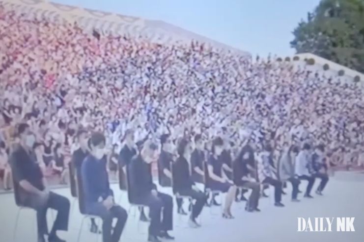 ColinZwirko's tweet photo. Important story from BBC. Looks like Pyongyang Youth Open Air Theater to me, walls/pillar/tile matches. Very similar to screenshots DailyNK published in Dec. 2022 (pics 3-4), maybe from same film
https://t.co/7k3Dn5qop1 https://t.co/boerKKktNc