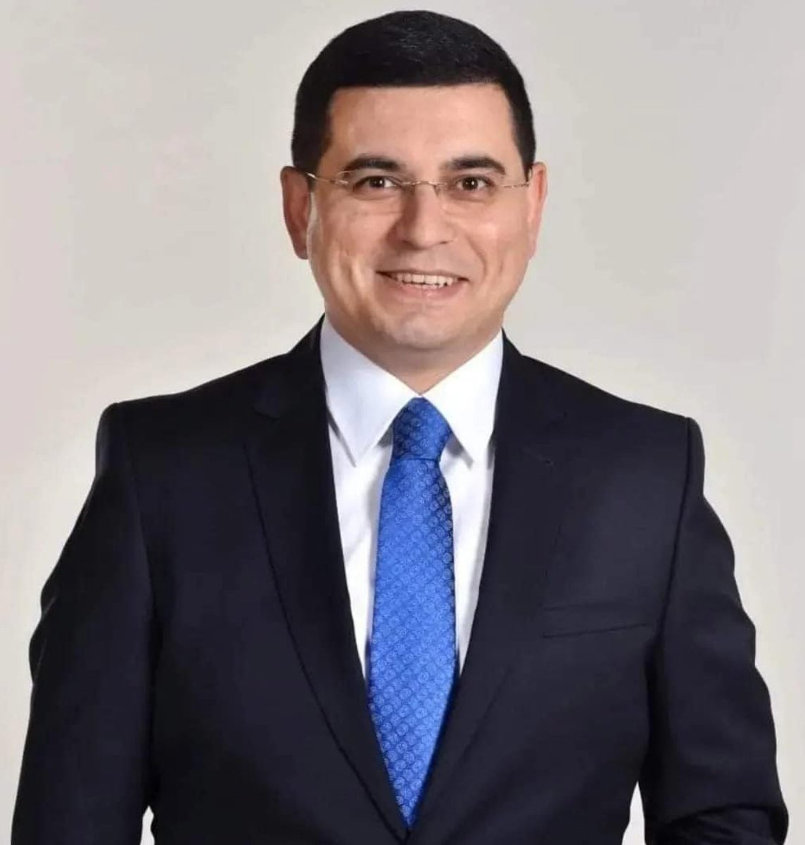 Antalya Büyükşehir Belediye Başkan adayı Sn.
Hakan Tütüncü’ye başarılar dilerim.⁦<a href="/HakanFidan/">Hakan Fidan</a>⁩