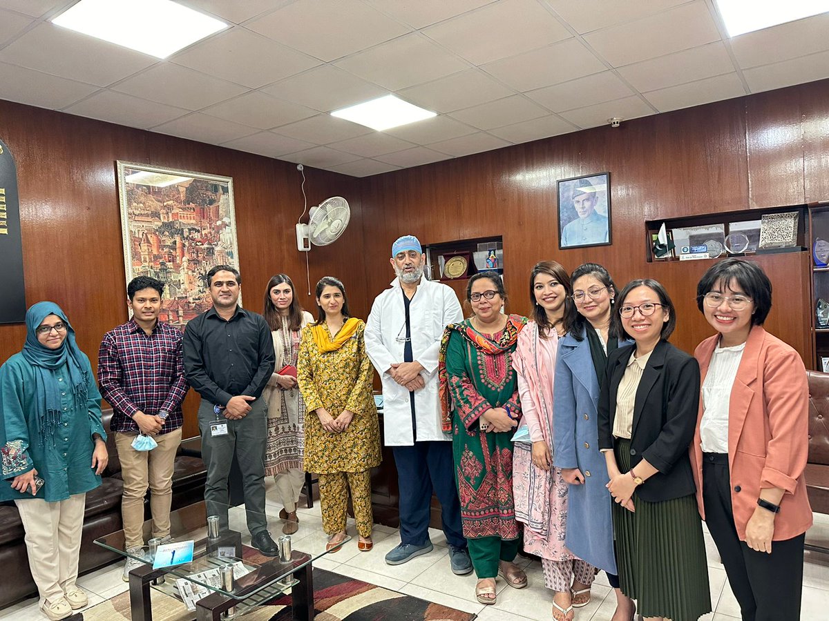 <a href="/FarahQamar11/">Farah Qamar</a> <a href="/OUCRU_Programme/">OUCRU</a> <a href="/SoniaQureshiPID/">Sonia Qureshi</a> The team visited NICH, JPMC to see prescreening and screening files, enrollment, and temperature logs, ensuring the precision and quality of data. They discussed consent-taking procedure and the performance evaluation of RDTs, crucial for refining protocols of trial.
The @OUCRU