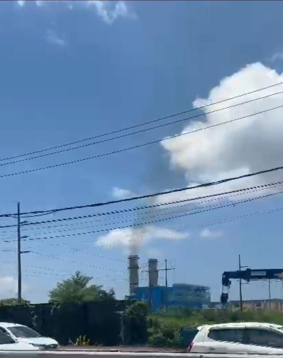 Asap Ngepul Bukti Kita Butuh Energi Bersih
Asap hitam ngebul dr PLN Pesanggrahan Sudah Sangat Menyesakkan Dada Jk negara kita tak mengubah Energinya.makin Lama Kita Bisa sakit semuanya krn  Polusi Udara.untuk itu pembangunan LNG juga Perlu dipercepat
Ekonomi Global Rendah Emisi