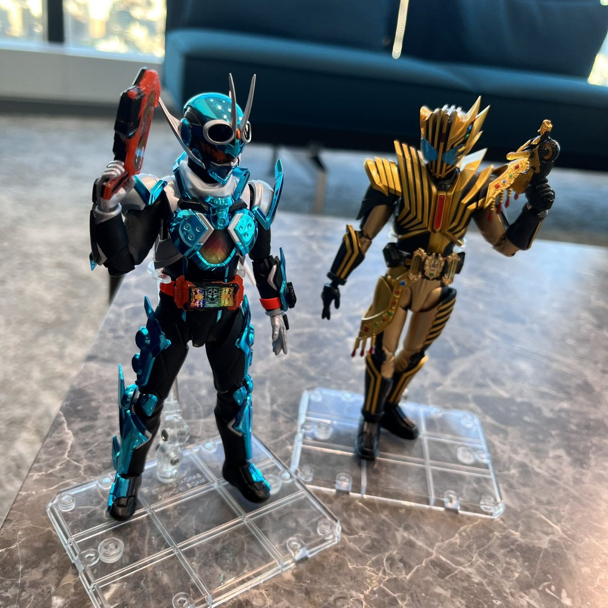お知らせ！
S.H.Figuarts 仮面ライダーレジェンド、
S.H.Figuarts 仮面ライダーガッチャード スチームホッパー
（初回生産）受注開始決定！

劇中に出てくる細かなところも再現されていて、とてもゴージャスな仕上がりになっております。
ぜひゲットしてください‼︎