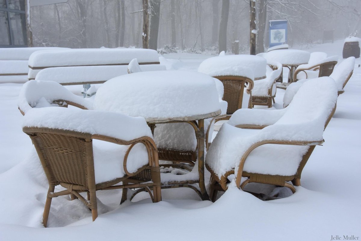 Winterpracht op de Vaalserberg. We hebben ruim 28 centimeter #sneeuw gemeten met <a href="/OnlineweatherNL/">Onlineweather Stormchasers</a> . ☃️❄️