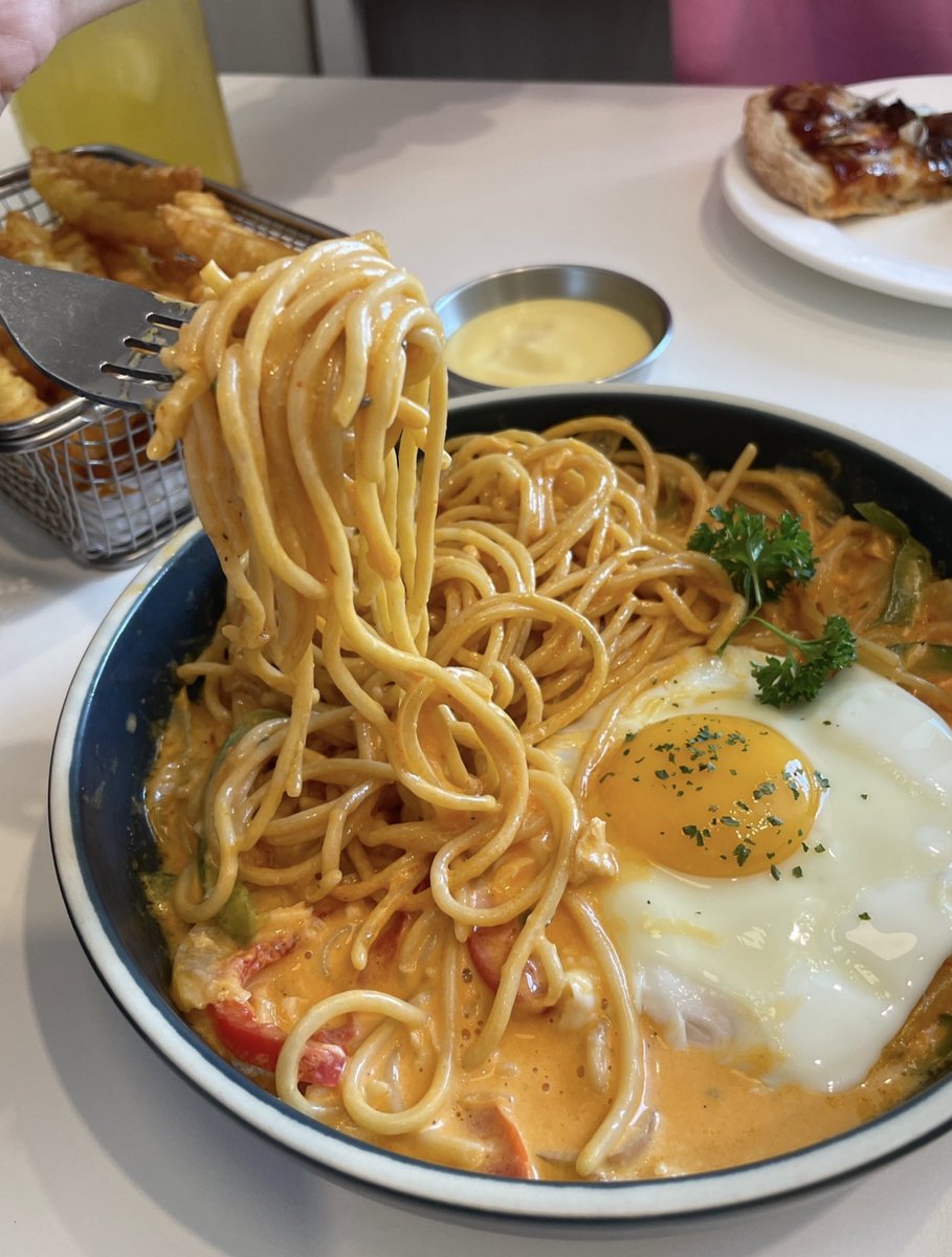 อเวจีสีชมพู tweet media