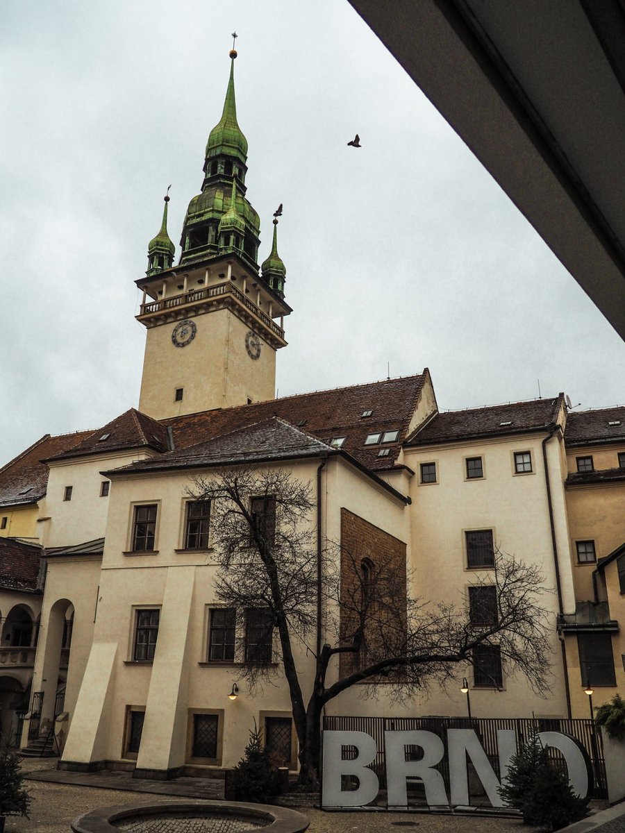 Excited to start my Ph.D. research stay at the IAC in Brno! My project would be about 3D devices with MOFs for drug extraction in biological samples, alongside Prof. Pavel Kubáň and Dr. Miloš Dvořák.  Ready for the opportunities and challenges in this beautiful (and cold) city!⚗️