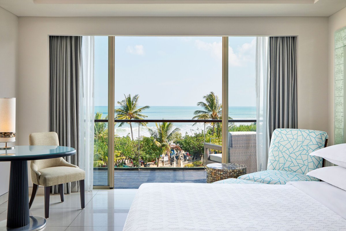 DestinAsian_Mag's tweet image. Sheraton Bali Kuta Resort features 196 guest rooms and suites ranging from 46 to 265 square meters, complete with beautiful furniture and private balconies that either face the Indian Ocean or lushly planted courtyards. bit.ly/4aWTGBV @SheratonKuta #Partnerpost