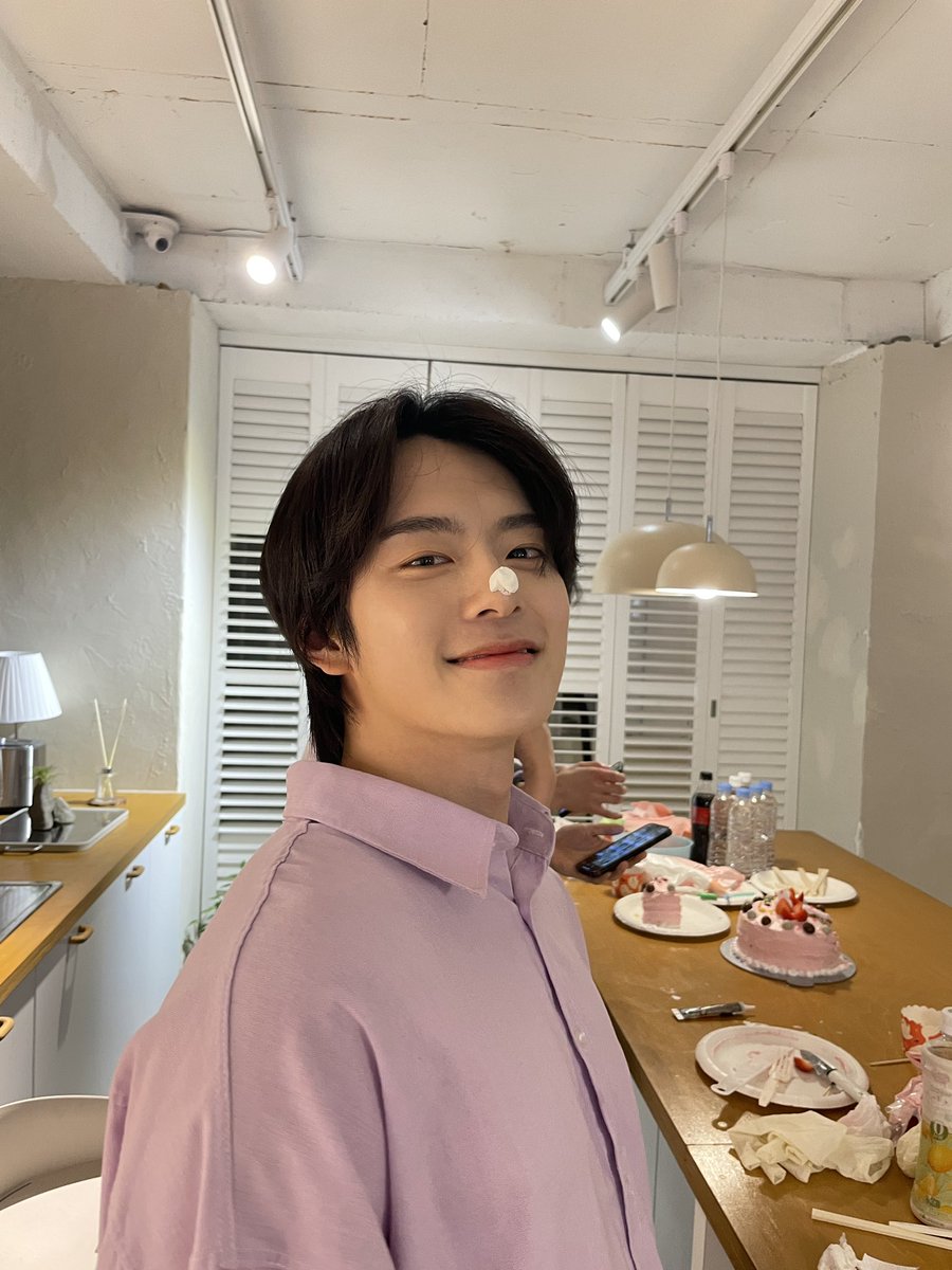 VERIVERY tweet media