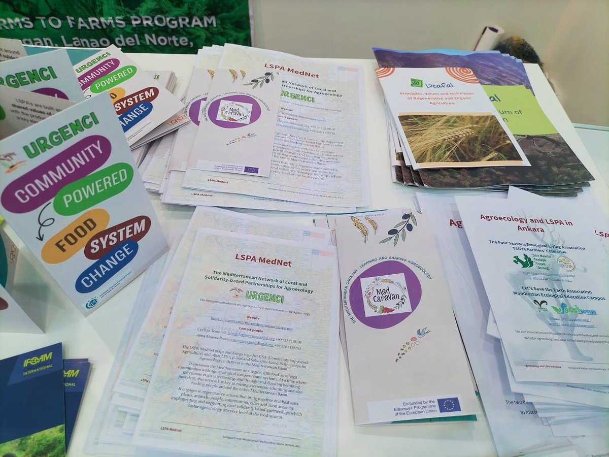 Urgenci1's tweet photo. Pictures from our members, representing the #CSA and #LSPA network at the #GFFA Forum in Berlin, Gemany! @bmel https://t.co/oSFkUDgaj0