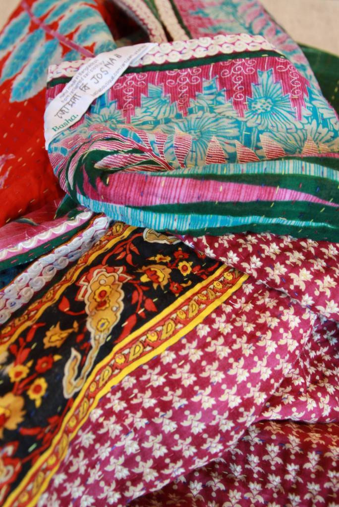 DecoratorsNotes's tweet image. Night temperatures are so unpredictable at the moment, our kantha quilts are a godsend! They're made of six layers of cotton so are perfect for throwing over the bed on these chilly nights and throwing off again on warmer ones! More designs and colours available. #kantha