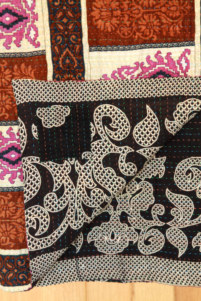 DecoratorsNotes's tweet image. Night temperatures are so unpredictable at the moment, our kantha quilts are a godsend! They're made of six layers of cotton so are perfect for throwing over the bed on these chilly nights and throwing off again on warmer ones! More designs and colours available. #kantha