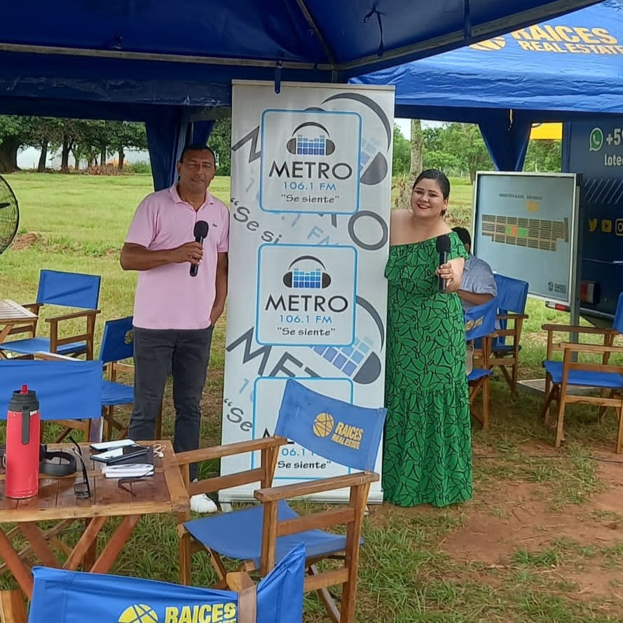 RadioMetro1061's tweet photo. Transmisión en vivo de Radio Metro desde la Fracción Vista Alegre de Inmobiliaria Raíces - San Ignacio Misiones. https://t.co/KQSKv6syhl