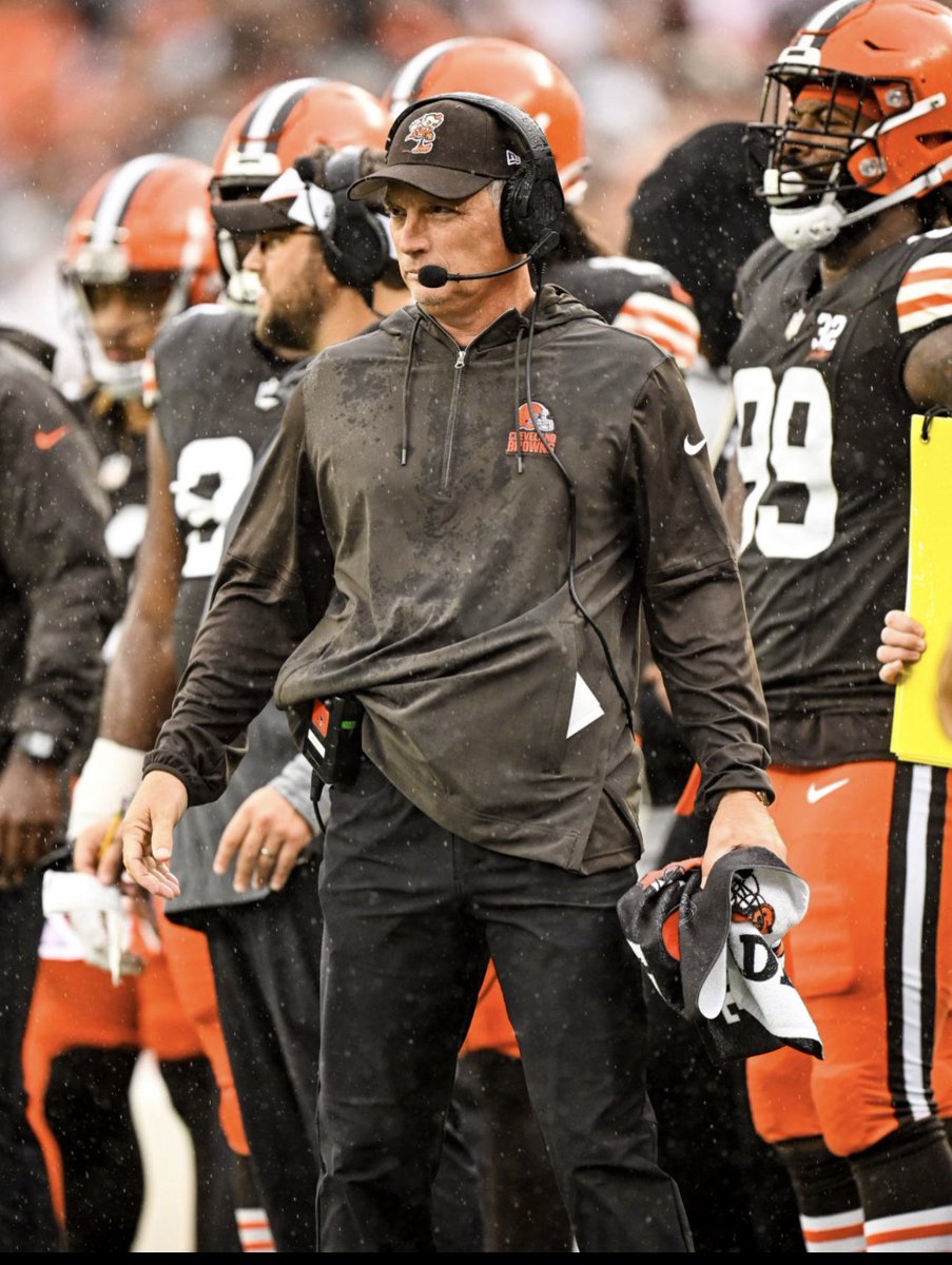 Good Morning My Cleveland Browns Family!! When Jim Schwartz got to Cleveland he inherited a bad defense that was ranked 20th the year before. And in one full season as Defensive Coordinator he turned the Browns into the #1 ranked defense in football!!
#DawgPound 
#CoachingMatters