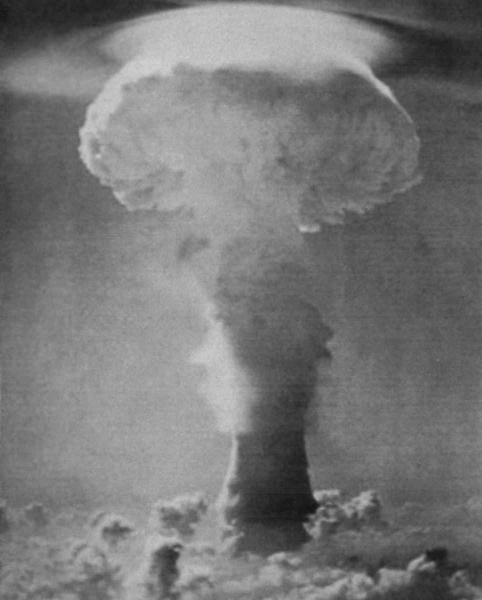 SpiritofLenin's tweet photo. Never forget that in 1960, France tested its first nuclear bomb in the South of Algeria around 30 miles south of the small town of Reggane to this day the local population suffers a cancer rate 100X higher than the national average. https://t.co/vR412aOhXW