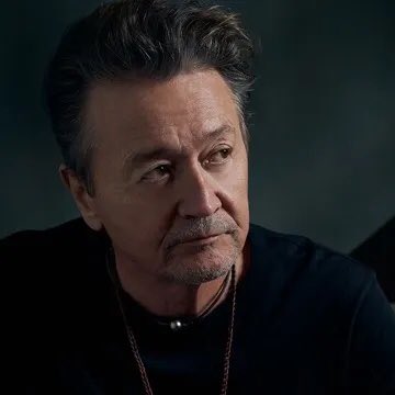 TheFrogHoller's tweet image. Happy Birthday Mark Collie! – #countrymusic singer/songwriter/guitar/producer/actor – hits include – Let Her Go – Even The Man In The Moon Is Crying – Born To Love You – Hard Lovin’ Woman – 1/18/1956

TheFrogHoller.com #happybirthday #MarkCollie 
apple.co/2TQ2hOL