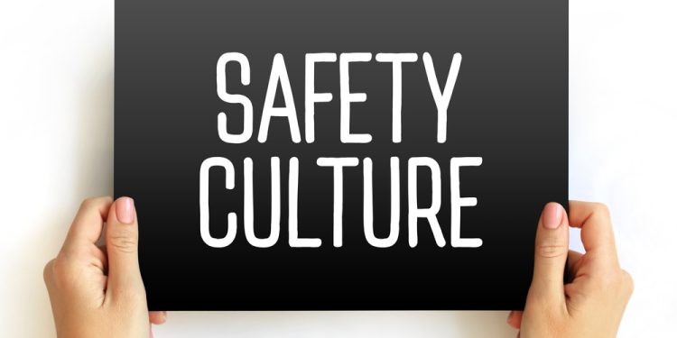 How to develop a culture of #safety? The @MCA_media has published a section in their Leading for Safety guidance, looking at why #accidents happen, what really causes them and what we can do to create a safety culture in an organisation. 🔗Check more on: tinyurl.com/4drhzh7p