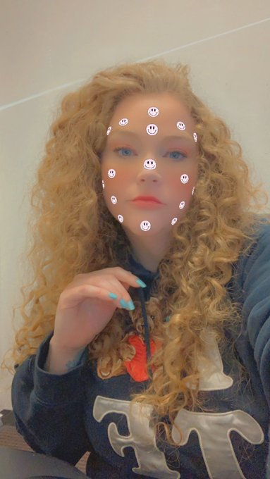 GM unruly hair morning https://t.co/vuRUF7fMNS