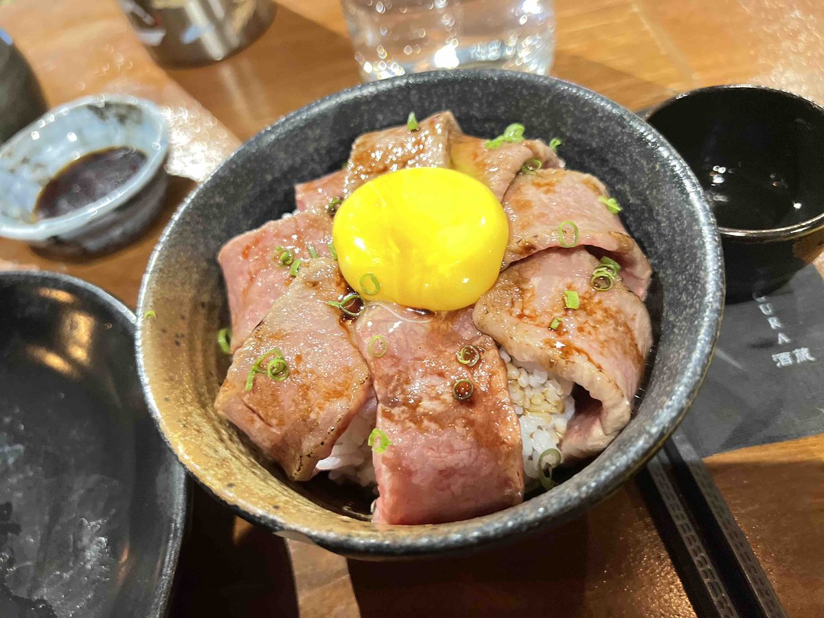 bernardokath's tweet photo. A Japanese kind of night 🫡 https://t.co/kuEM6FPHUD