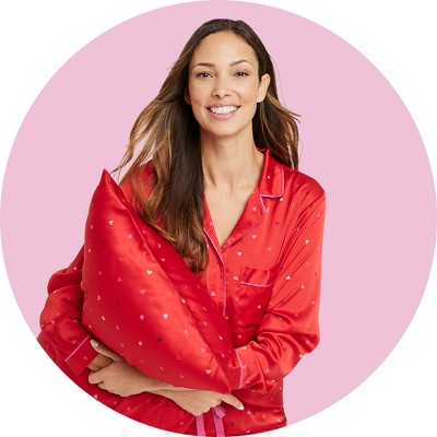 💖👗 Dress up your Valentine's Day with Target! Explore outfit ideas for women, men, kids, and babies. From adorable toddler clothes to stylish pieces for the whole family.  #ValentinesFashion #FamilyOutfits #TargetStyle  #affiliate 

mavely.app.link/e/tP0apT2DsGb