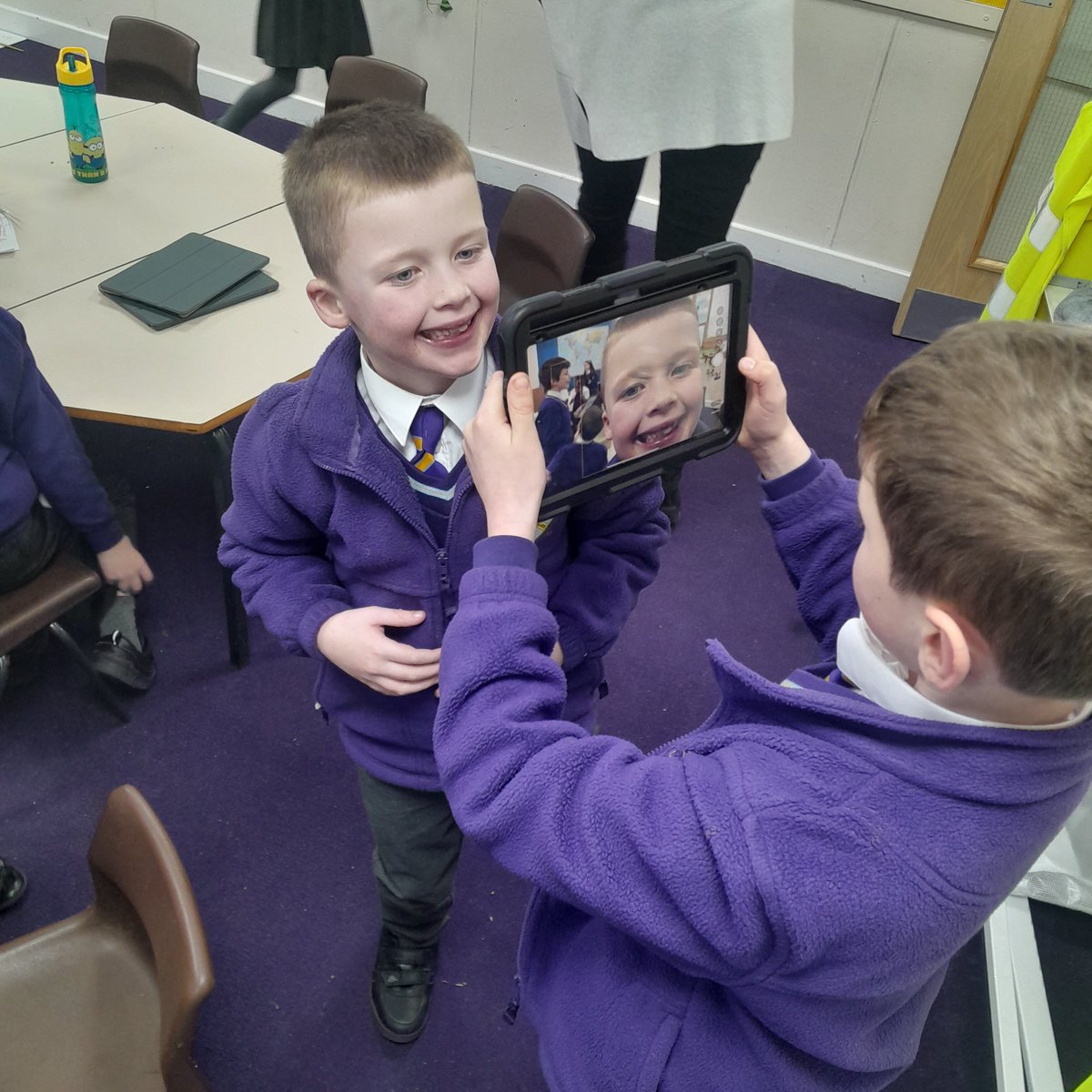 StAlbans_Sch's tweet photo. As part of our computing lesson today, Year Two are playing 'Photograph bingo' using a device to capture a digital photograph #MrsF #computing https://t.co/x7xYiaxyFt