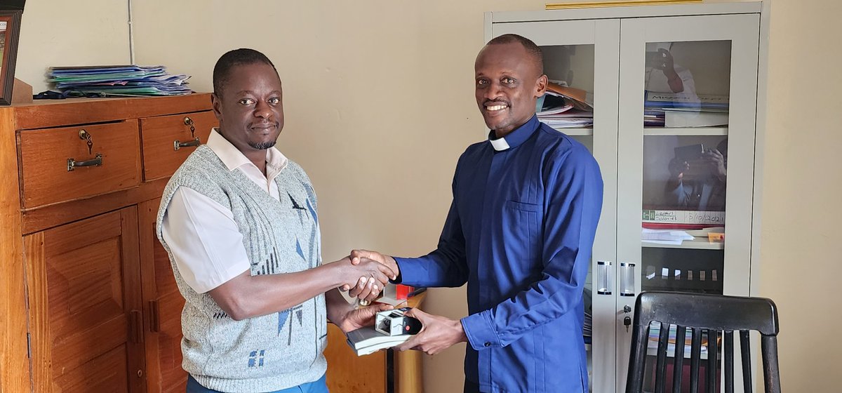 This morning, former Diocesan Secretary Rev. Enock Karamuzi handed over the office to the newly appointed DS Rev. Can. Eric Baingana, whereas former DT Rev. Collin Tugatungire handed over the office to the Diocesan Internal auditor/Acting Diocesan Treasurer Mr. Michael Mukiza.