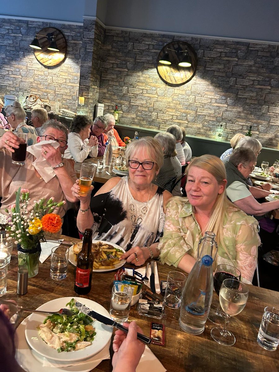 St Palladius Ladies Guild living it up on their summer outing to Linlithgow. The Boundary Trust were delighted to support this trip.