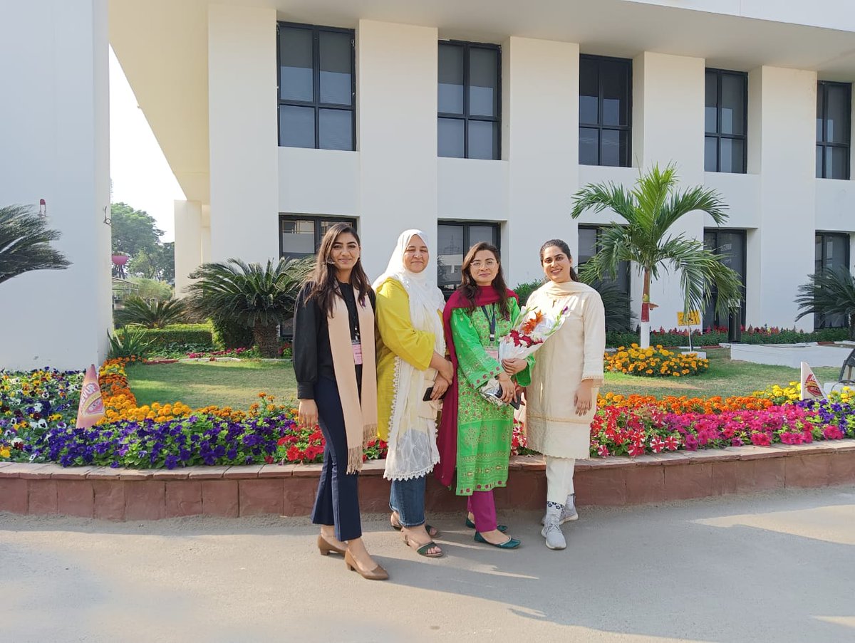 Hello world! We've been MIA for a while but we are back and ready to shine!

Reporting live from IndusMotors HQ today, our teams are back in gear with a new session for #ThyroidAwareness Month. Stay tuned for a year full of positive initiatives! 🚗💙

#NayaJeevan #doctHERs