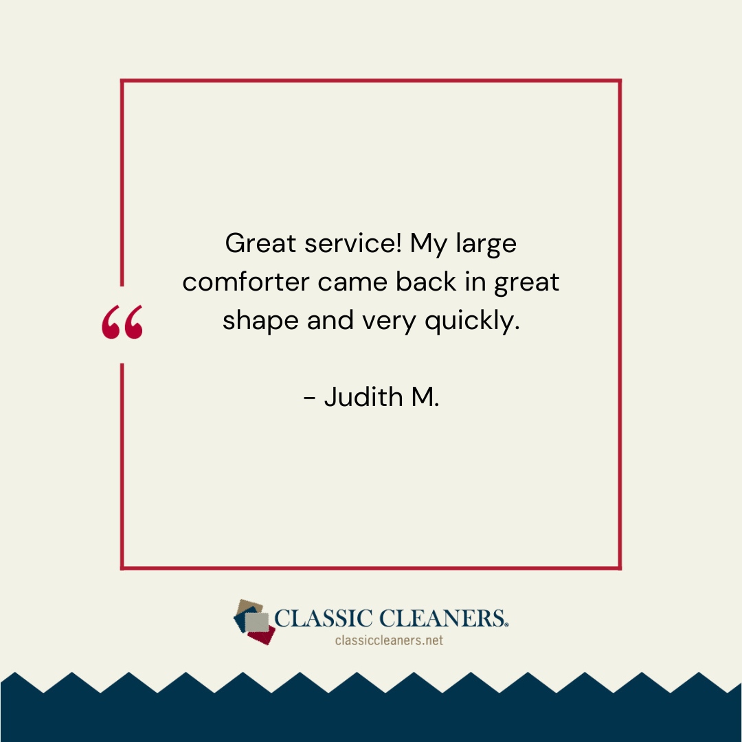 CleanCrispImage's tweet image. Comforter cleaning at your service! #ClassicCleaners #BestCleaning #CleanBedding