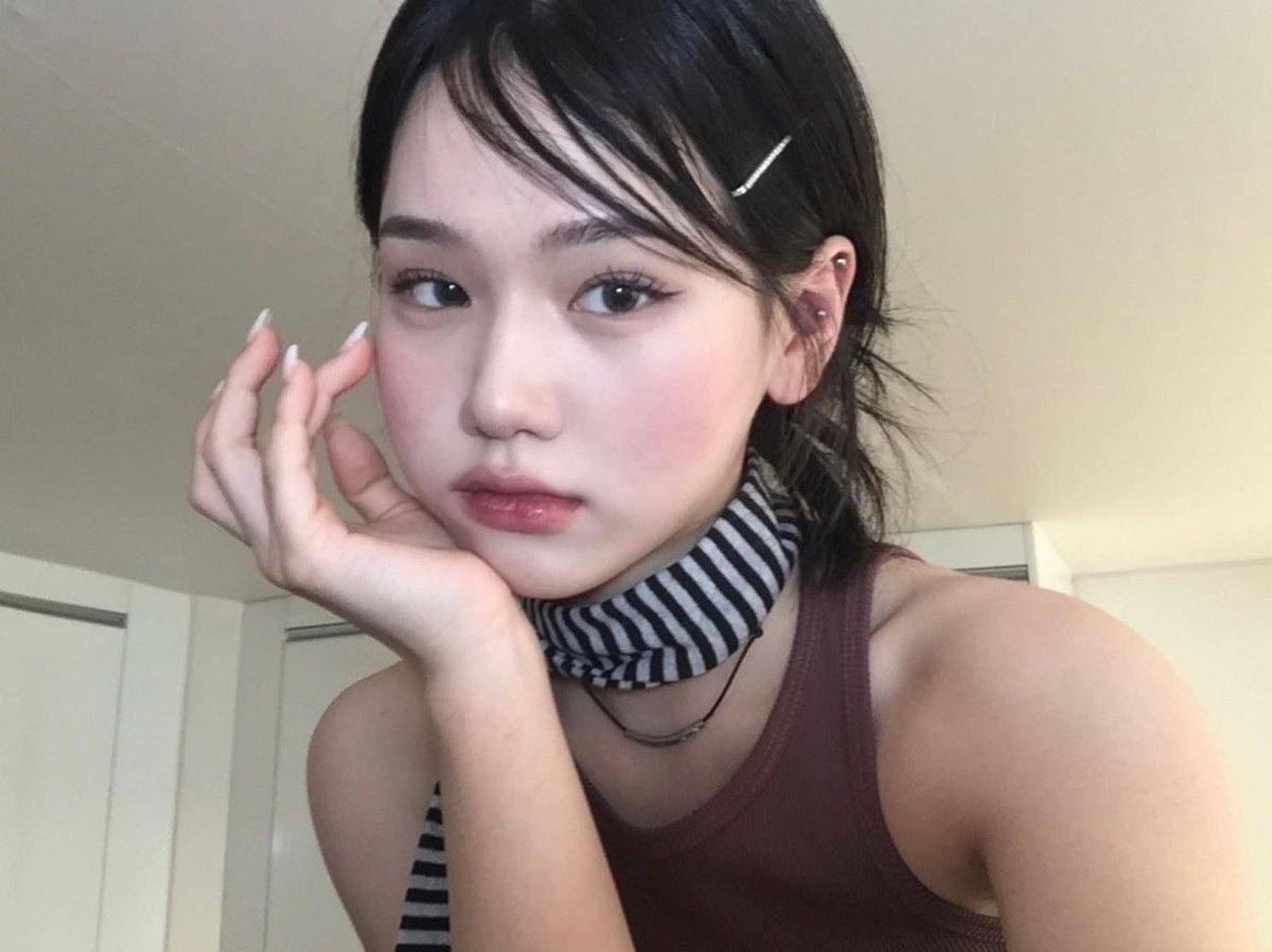 ¡ Lotería/bingo con admin 🫀 por los mil seguidores !

Premios:
🏆 Hilo a pedido, Perfil de Disney + Hulu + ESPN, Invitación de YT y Duo, Canva, Crunchy, Netflix y Viki compartido, Apple music + tv
🥇Perfil de Disney + Hulu, invitación de YT, Duo y Apple music, Canva, Crunchy y