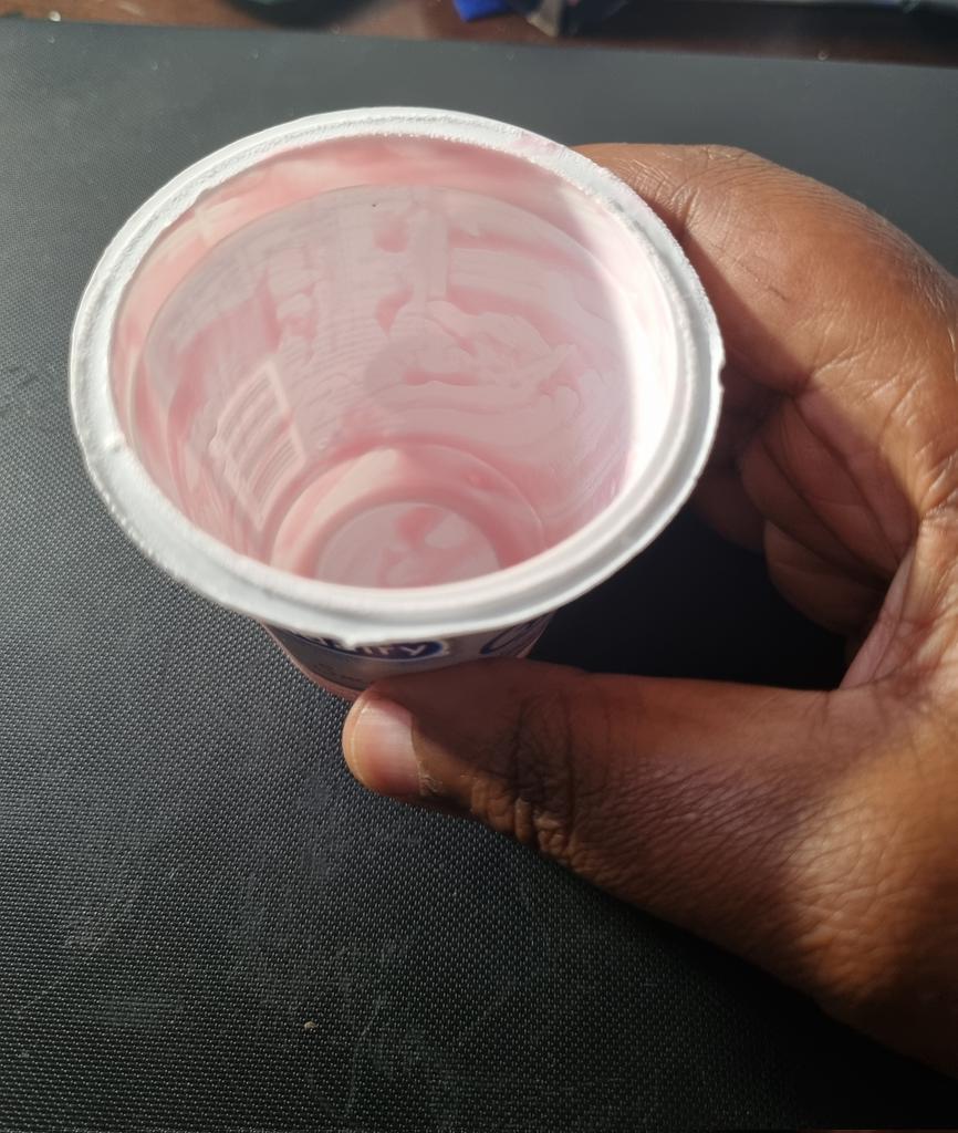 nonduduzo_ncube's tweet photo. Imnandi nxa uyikhotha ngolimi 😋 manje alutshoni phakathi 😒 https://t.co/9dEFI9vXyO
