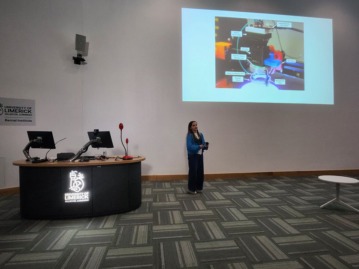 Niamh Burke from <a href="/ucddublin/">University College Dublin</a> giving us a lesson on how a 3D printer can be used to make an open hardware microscope! #MSI2024 
<a href="/MicroscopyIrl/">Microscopy Society of Ireland🔬</a> @BernalNews <a href="/UL/">University Of Limerick</a>