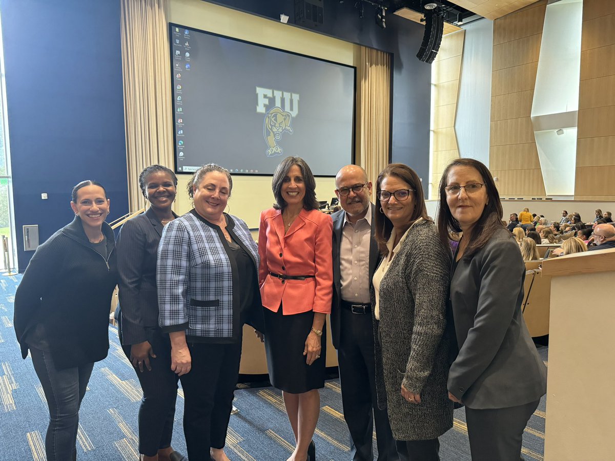 SuptDotres's tweet photo. Thrilled to attend a vital training for our College Assistance Program (CAP) Advisors! We are prioritizing mental health and reinforcing our commitment to see every student graduate with a strong postsecondary plan. The pivotal role played by our outstanding Student Services Teams is shaping successful futures! #YourBestChoiceMDCPS